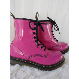 DOC MARTENS DELANEY HOT PINK PATENT LEATHER BOOTS 7 EUC!